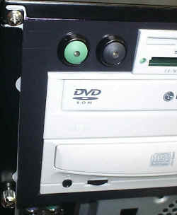 01708003.JPG (324899 bytes)