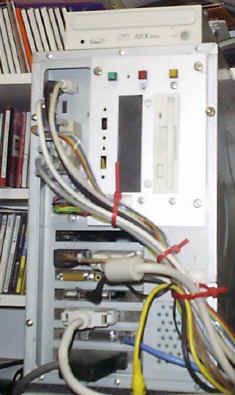 01708015.JPG (387866 bytes)