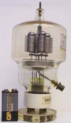 304th.jpg (7377 bytes)