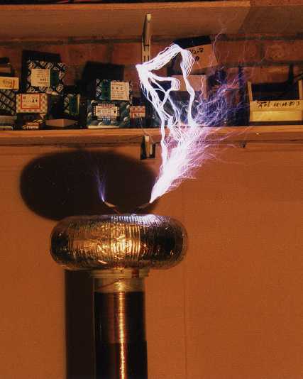 coil1.jpg (21810 bytes)