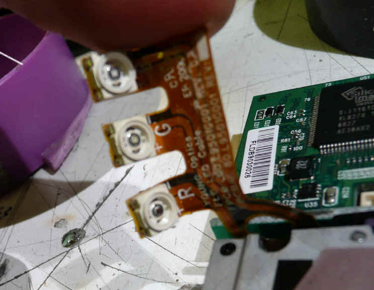 wpe2E3.jpg (159547 bytes)