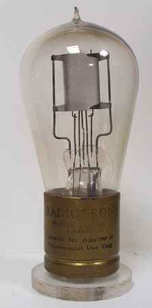 radtron.jpg (6578 bytes)