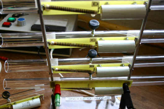 wpe83.jpg (206520 bytes)