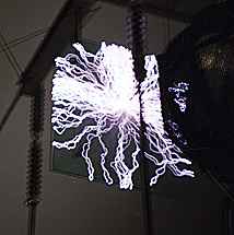 glassarc.jpg (6830 bytes)